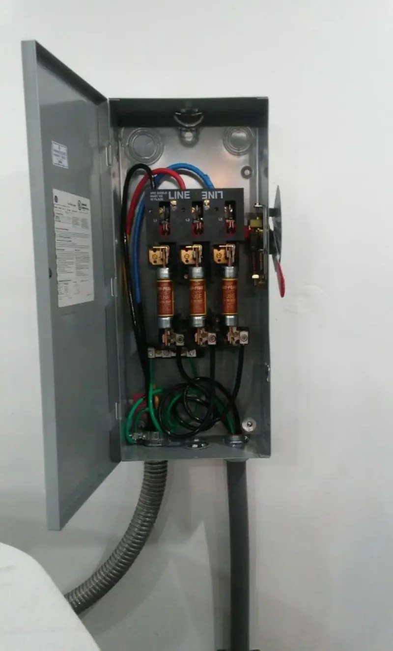Three-phase disconnect switch installed for Electrical Wiring & Rewiring in Pullman